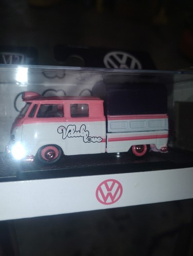 M2 Machines CHASE 1959 VW Double Cab Truck R99