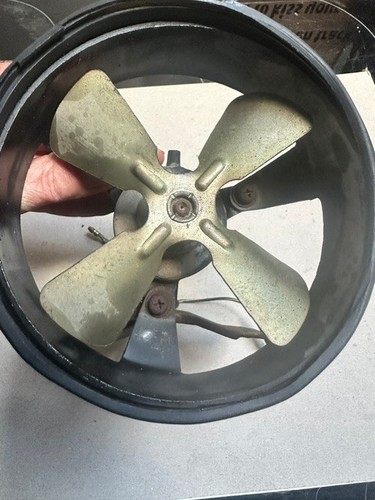 Original Suzuki Triple GT 750 Radiator cooling Fan Works used Restoration