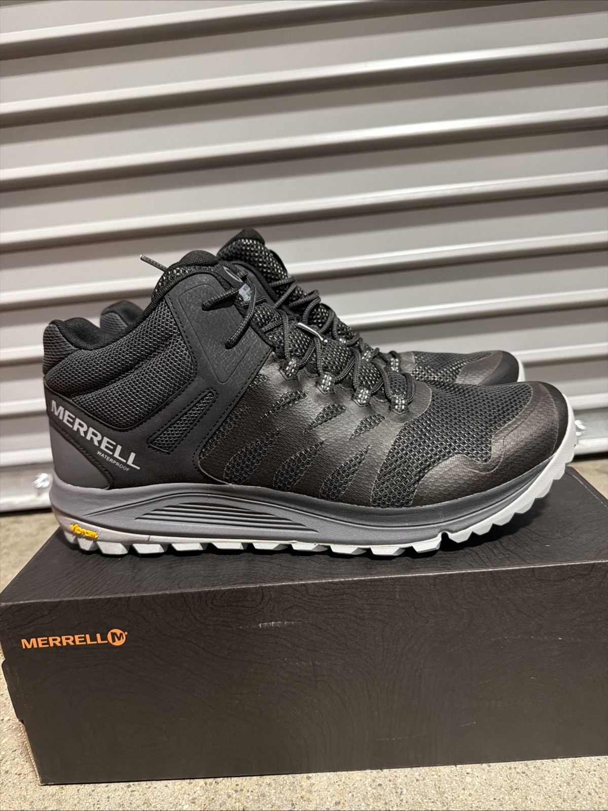 Merrell Nova 3 Mid Black Waterproof Hiking Boots Men’s Size 14 (J067621) B9