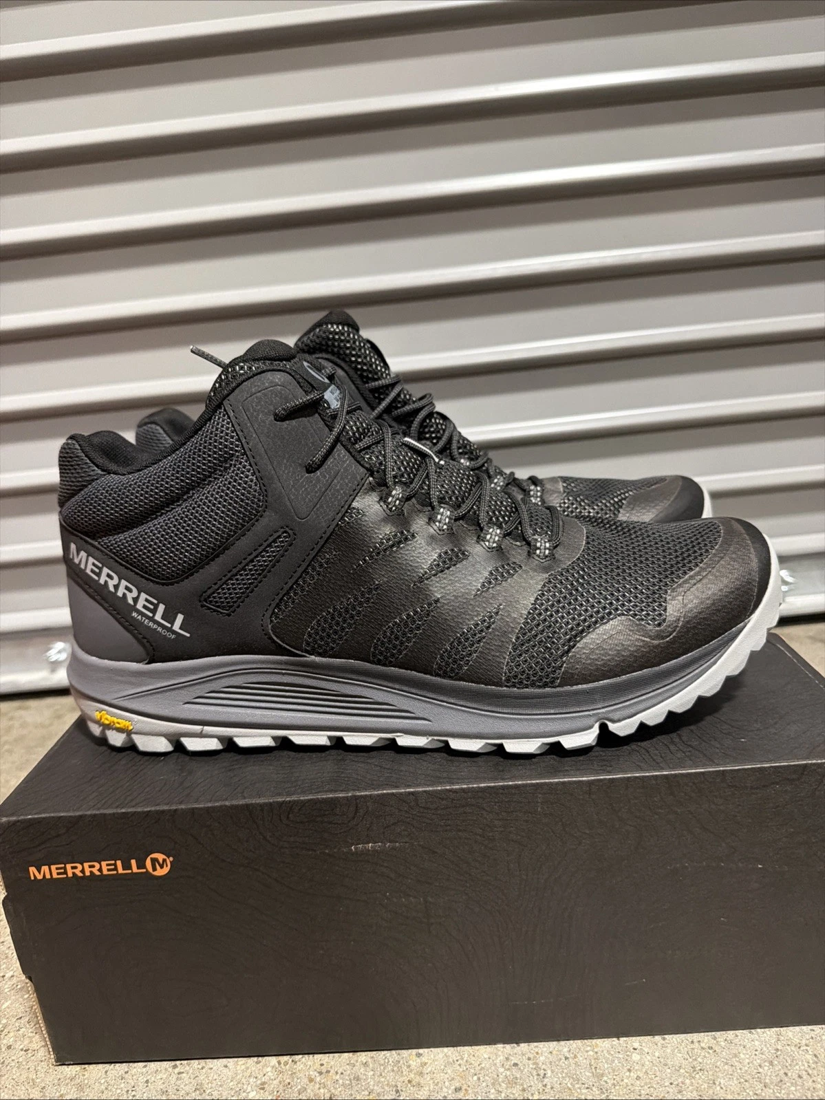 Merrell Nova 3 Mid Black Waterproof Hiking Boots Men’s Size 14 (J067621) B9
Opens in a new window or