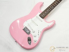 [Avec] [Utilisé] Squier by Fender Bullet Strat Rod limite, le trou est léché,...