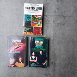 Star Trek Paperback Book Lot 3 Vintage Novels 70's-lives, time trap & 3 universe
