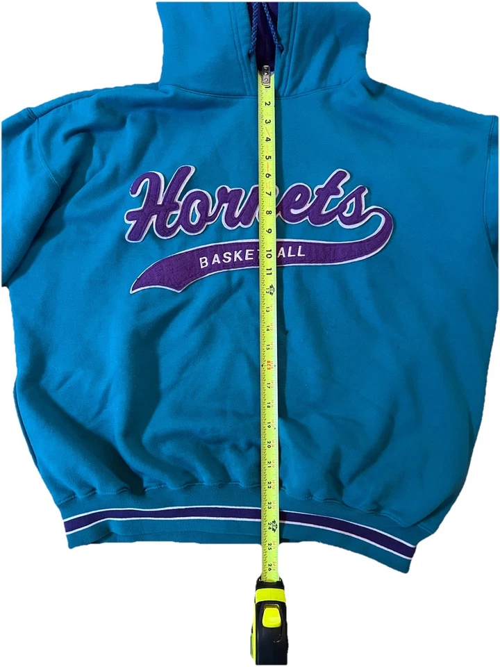 Vintage Starter Charlotte Hornets NBA Script Pullover Hoodie In Teal Size XL - Image 2 of 4