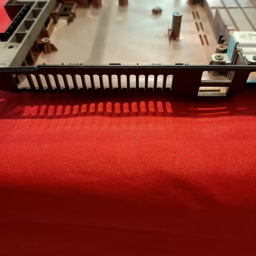 ASUS X72D Plasturgie basse bottom sans trappe - Photo 2 sur 4