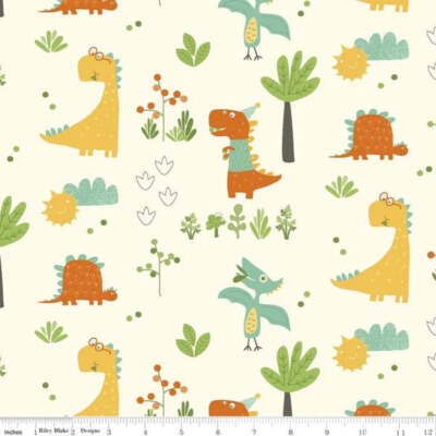 Eat Your Veggies! 43/44''W Cream Cotton Fabric