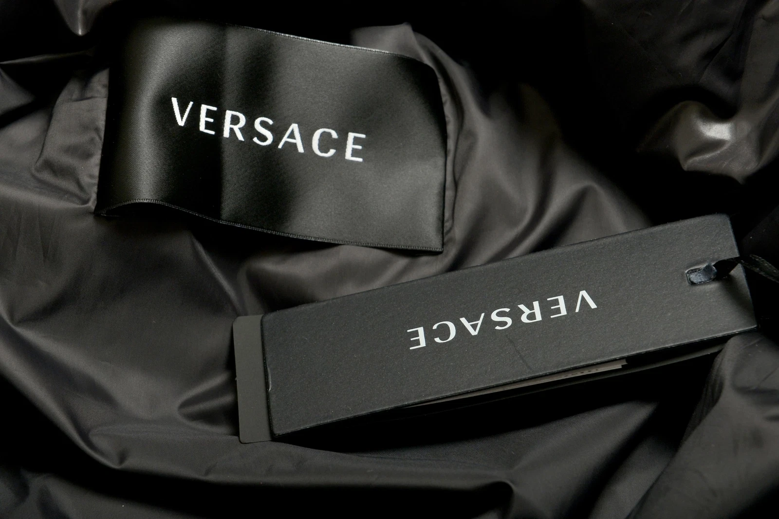 Giacca parka donna Versace nero piumino con cintura e cappuccio staccabile US XL IT 46