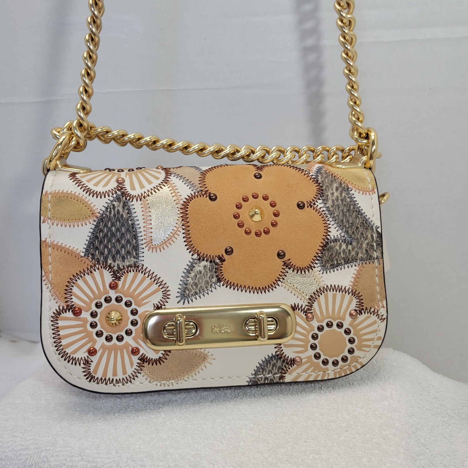 Coach Swagger Shoulder Bag With Patchwork Tea Ros… - image 5