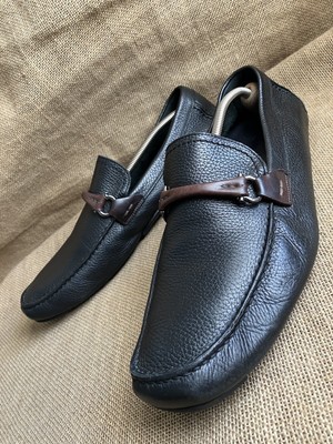 SALVATORE FERRAGAMO Mens Black Leather Gancini Loafers Size 