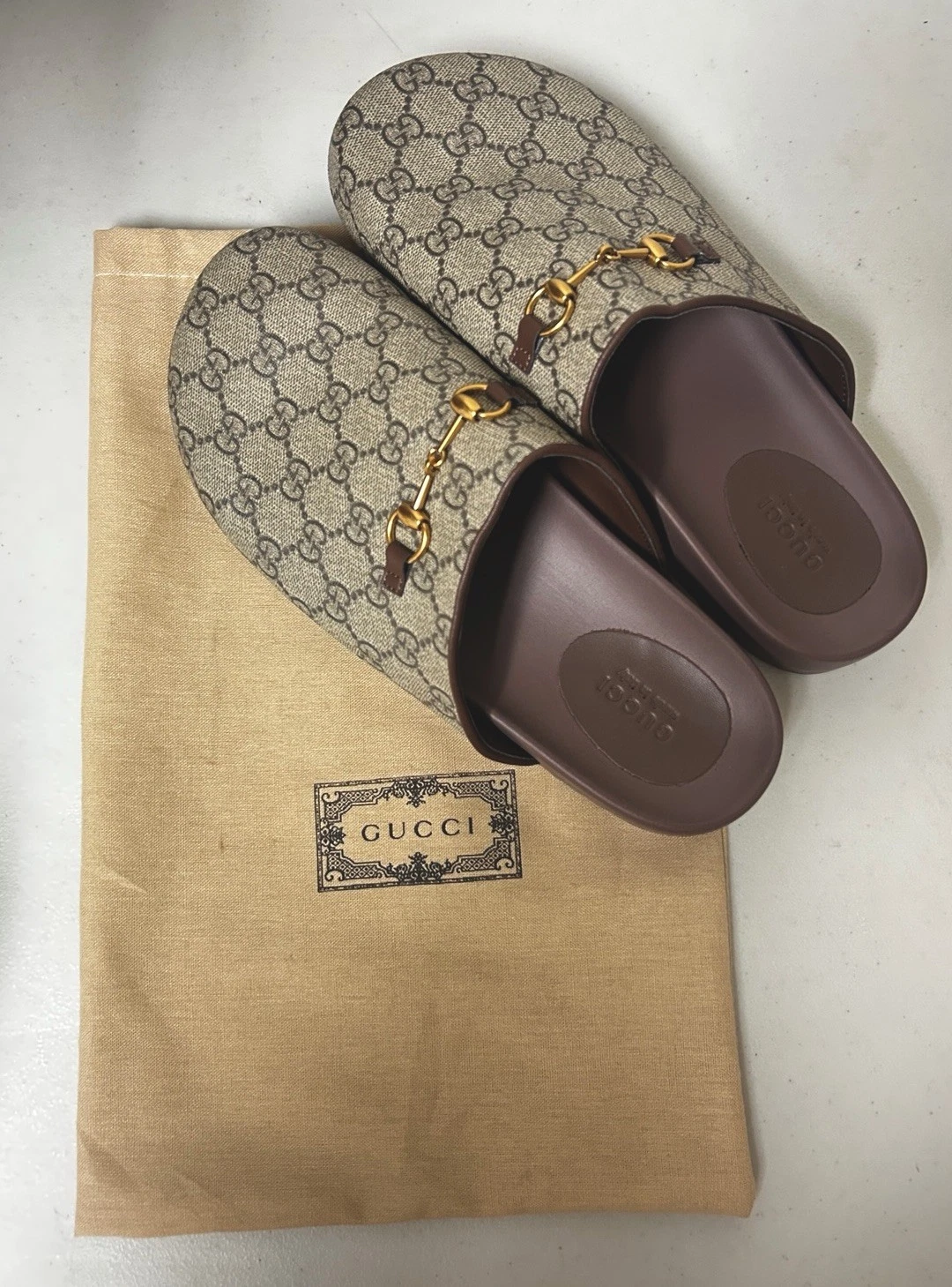 Pantoufles mules Gucci GG Supreme Horsebit monogramme 42