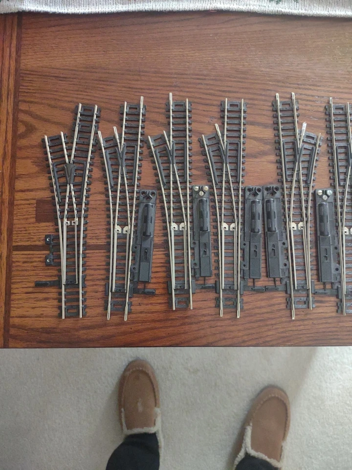 LOTE DE 8 INTERRUPTORES ATLAS DESVÍOS SNAP TRACK HO TRENES 2 PWR IZQUIERDA DERECHA IZQUIERDA RT Foto 3 de 4