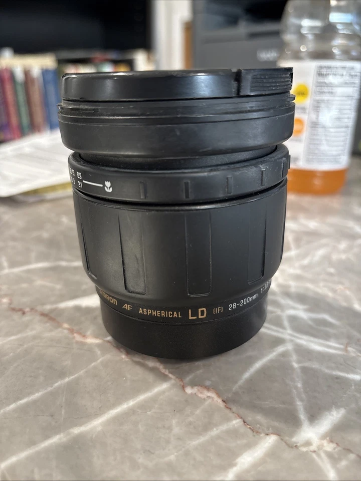 Tamron AF Aspherical LD 28-200mm f3.8-5.6 (IF) Canon EF Defective for Parts - Image 2 of 4