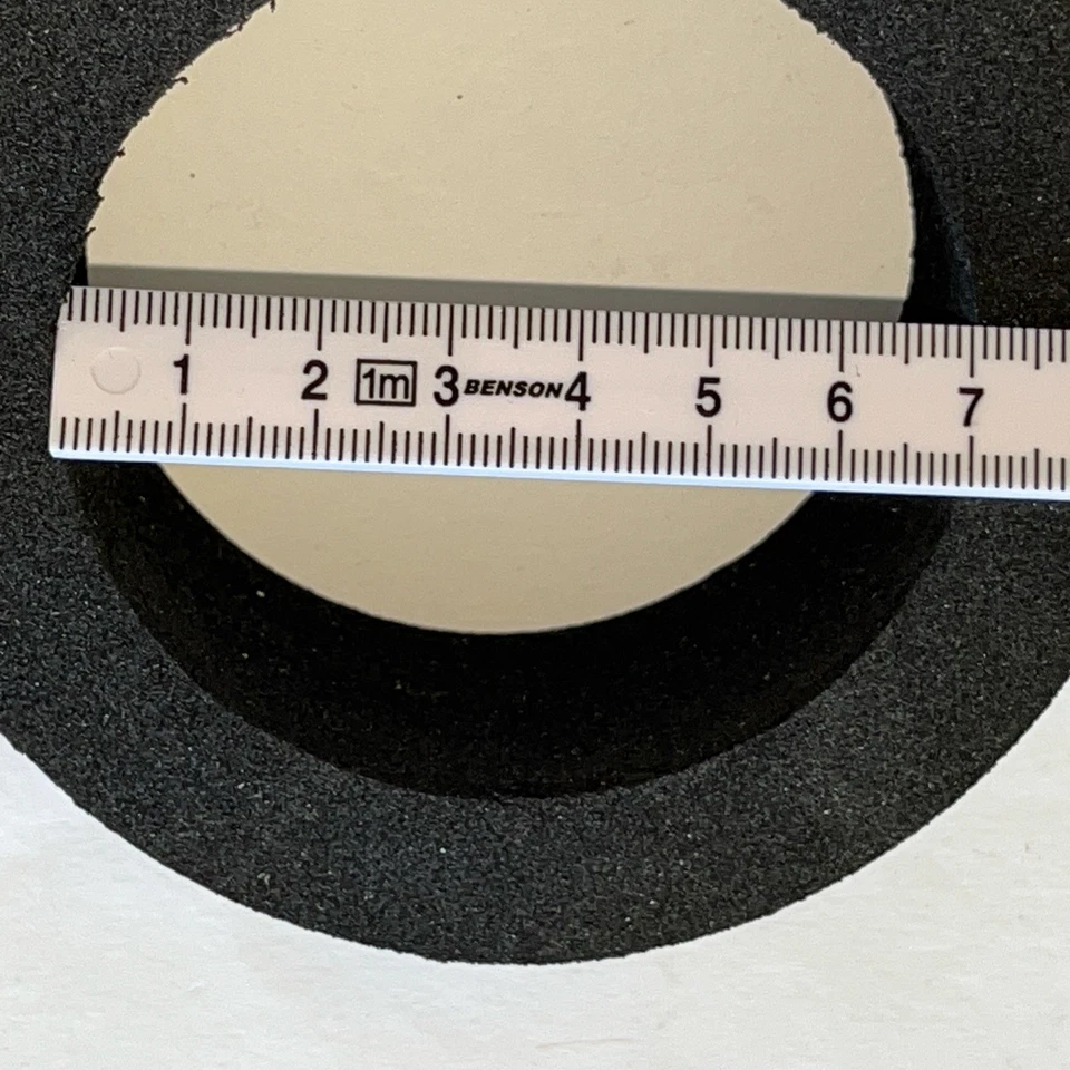 Reifen 1:8 Glattbahn Medium Artikelnummer: 059916 - Bild 4 von 4