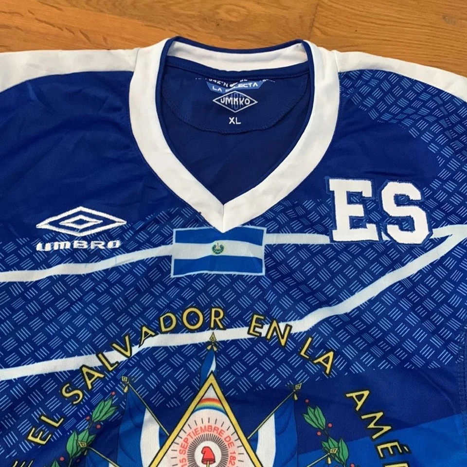 Umbro El Salvador Shirt kids XL Blue National Team Jersey Camisa De Futbol - Image 3 of 4
