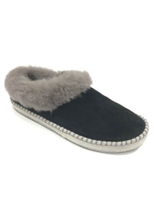 uggs wrin slippers