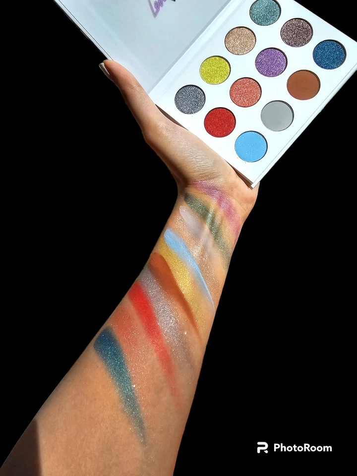 Eyeshadow Shimmer Palette Bundle Of 2 Duochrome Mattes Sparkly Makeup PALETTES - Image 3 of 4