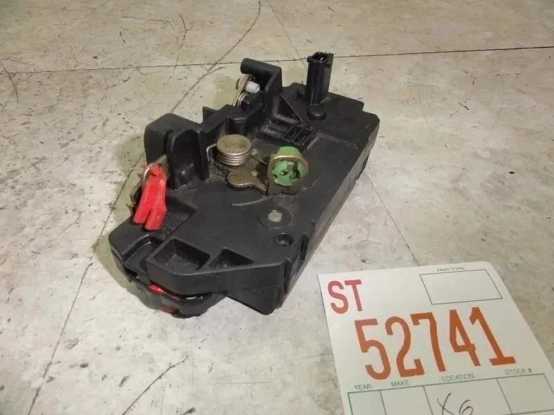 Pestillo de cerradura de puerta L300 2001 2005 SATURN lado del conductor izquierdo trasero actuador de potencia Foto 2 de 4