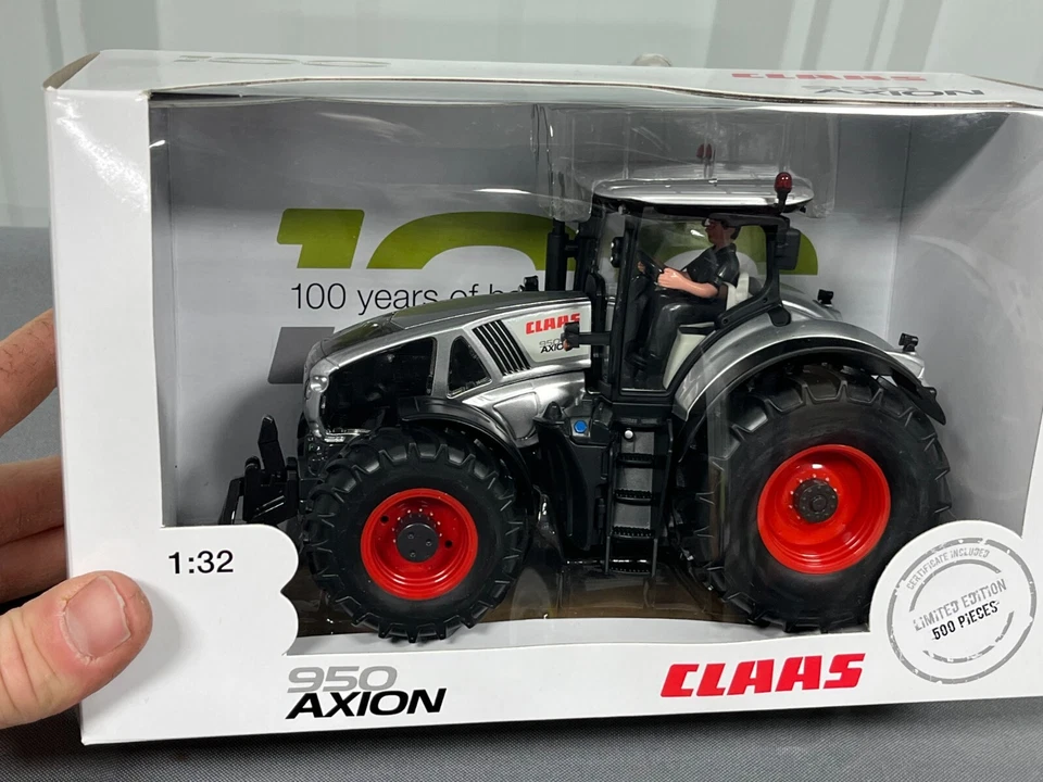 CLAAS 950 AXION Tractor CHROME 1:32 High Detail NIB Mint 100 Yr Ann Silver - Image 2 of 4