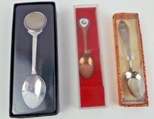 Souvenir Spoons Lot of 3 Gold Spokane Tennessee Washington Still in box