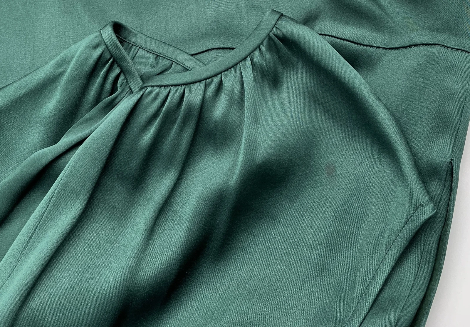 Abito a turni verde Celine manica con berretto in seta lunghezza al ginocchio con tasche taglia 42