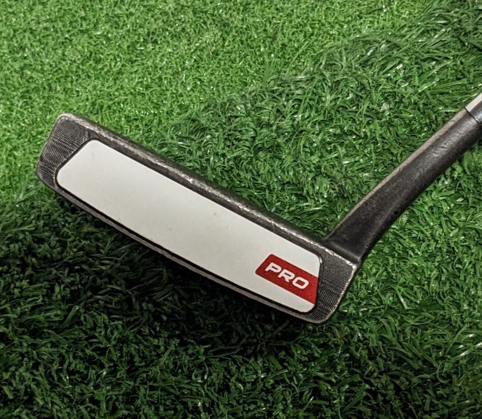 Odyssey White Hot Pro #9 Putter 33