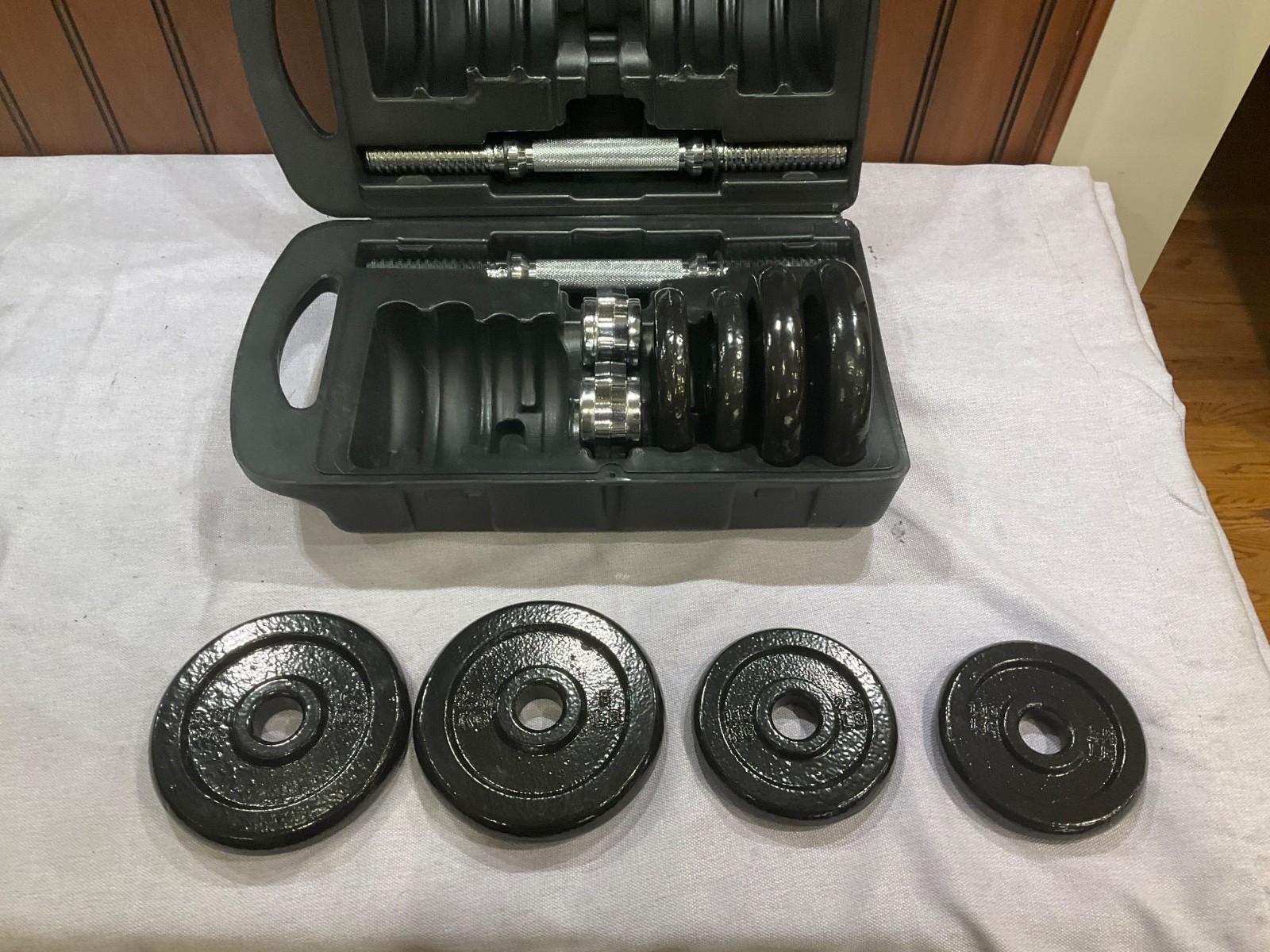 CAP Barbell 30 Pound adjustable Cast iron Dumbbell set with case
