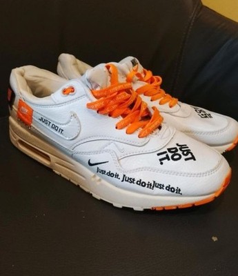 Nike Air Max Just Do It Sneaker Leder Low Top Gr. 43 Weiß/Orange/Schwarz