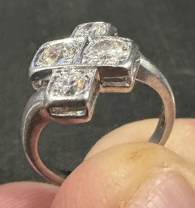 Vintage Ladies Platinum Diamond Ring