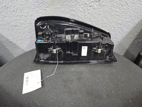 2019-2023 GMC SIERRA DENALI 1500/2500/3500 Left DRIVER Side LED Tail Light OEM - Picture 6 of 8