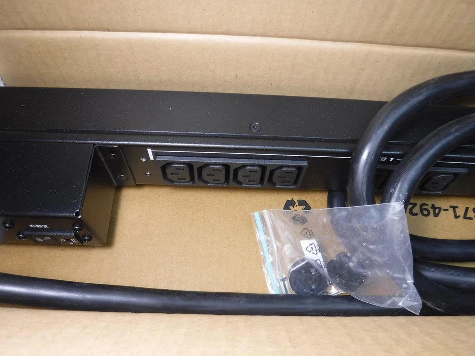 USED - OPEN BOX, PAPC by Schneider Electric Basic AP6002A PDU - Image 3 of 4