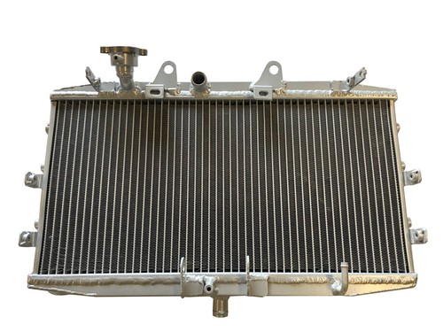 Performance Aluminium Radiator For 2008 Triumph Rocket 3 2006 2004-2017 - Picture 1 of 6