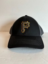 Pittsburg Pirates Embroidered Fan Favorite Strapback Adjustable Baseball Hat/Cap