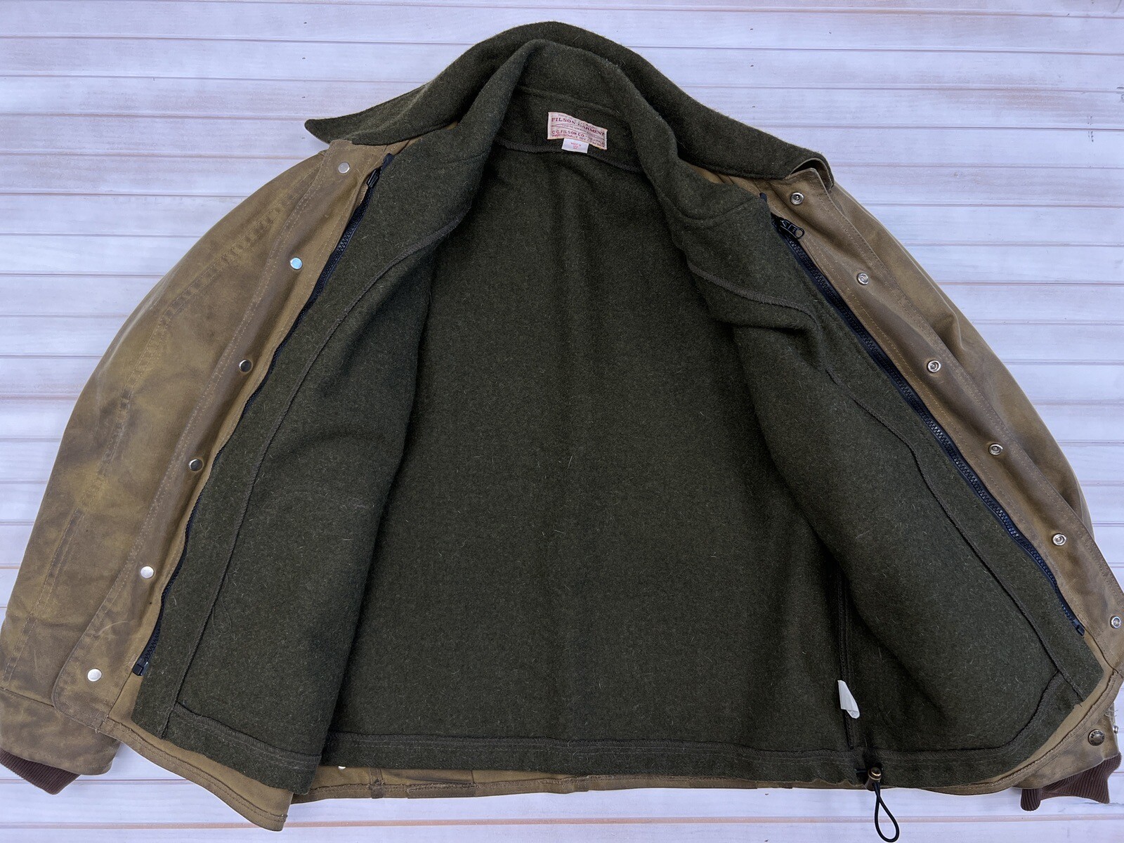 FILSON Tin Cloth Jacket Made in USA Dark Tan Discontinued MED w