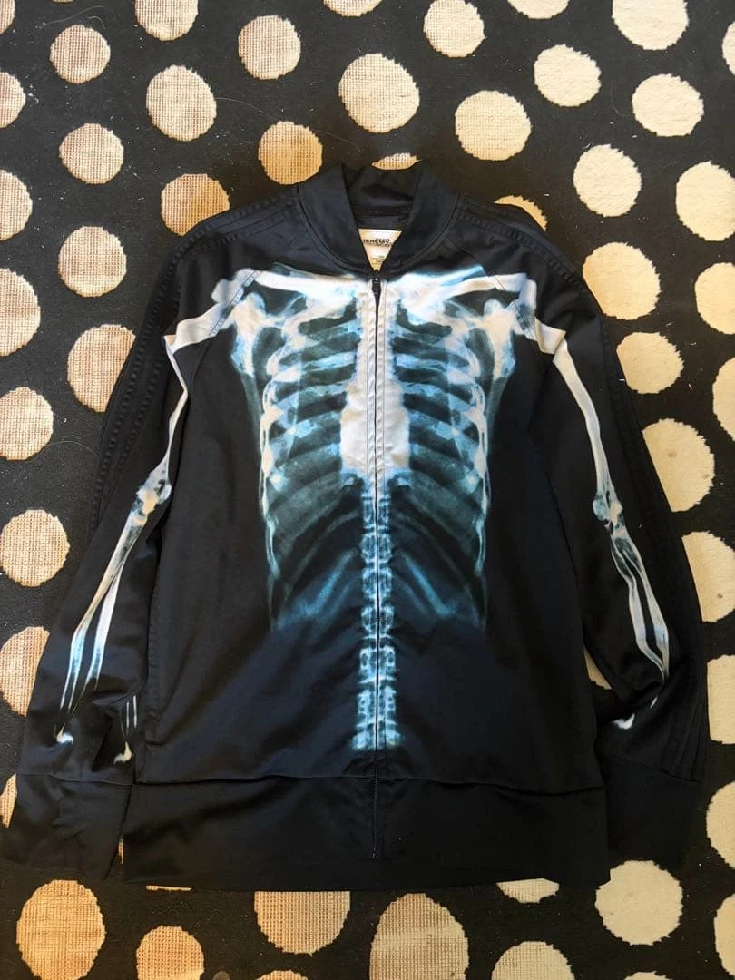 Preços baixos em Jaqueta Adidas Jeremy Scott em Casacos e jaquetas