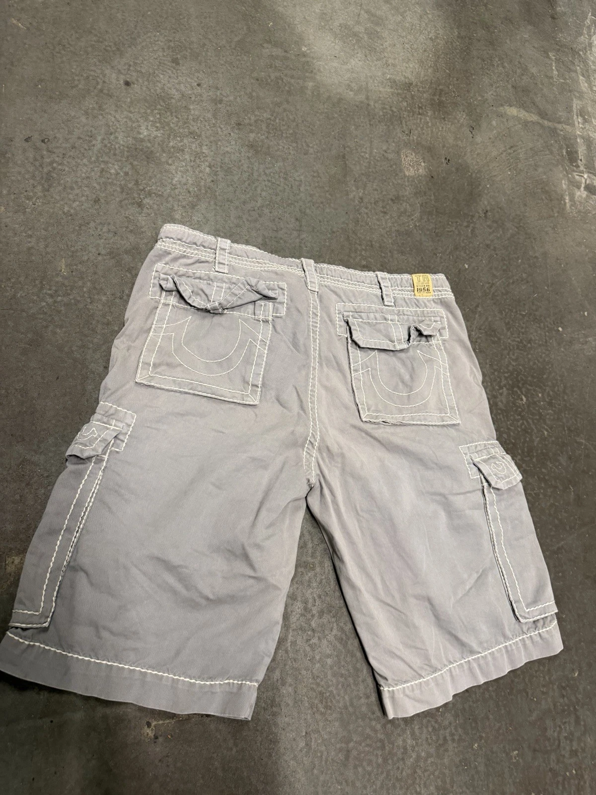 True Religion 104821 Men Cargo Short Size 36 - Green
