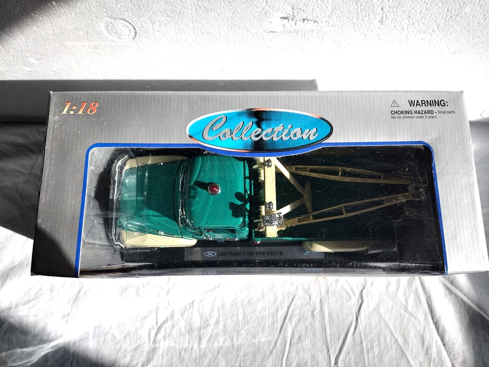 Welly Collection 1956 Ford F-100 Tow Truck Diecast 1:18 Rainbow Road Service New - Image 4 of 4