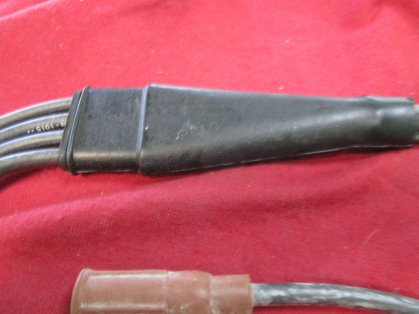 Rolls Royce Shadow II, Corniche ignition spark plug wire set B bank UE43109, NOS