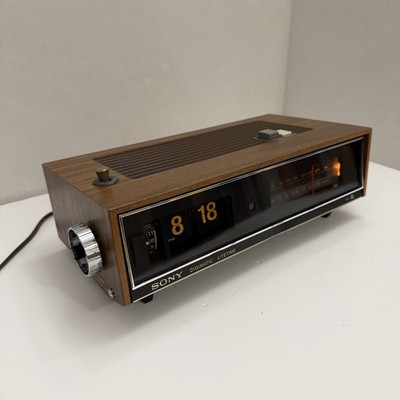 Vintage Sony TFM-C720W Digimatic Flip Clock Radio AM/FM Woodgrain