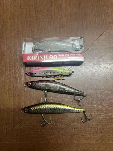 Megabass Genma Kirinji 4-Piece Set Fishing Lures Used