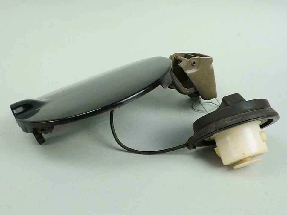 2005 - 2009 Chevrolet Equinox Petrol Gasoline Fuel Filler Door Tank Cap Oem Foto 3 de 4