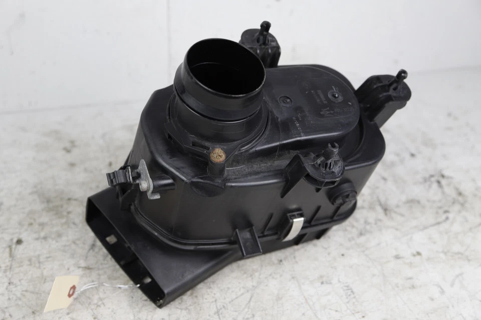 Filtro de aire derecho Maserati Ghibli 2014-2020 motor 3,0 L carcasa OEM Foto 4 de 4