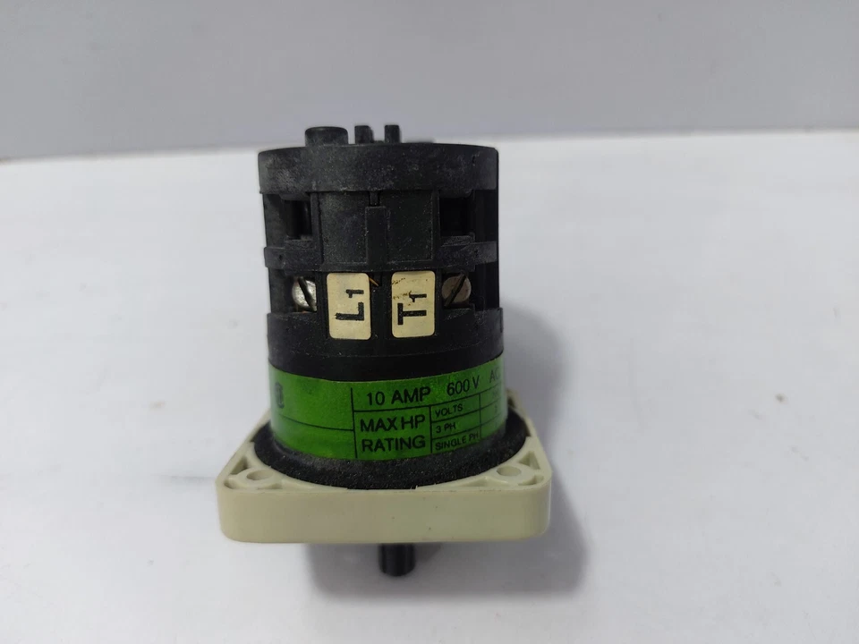 Klockner Moeller T1-2/e-NA Cam Switch 10A 600V AC - Image 4 of 4