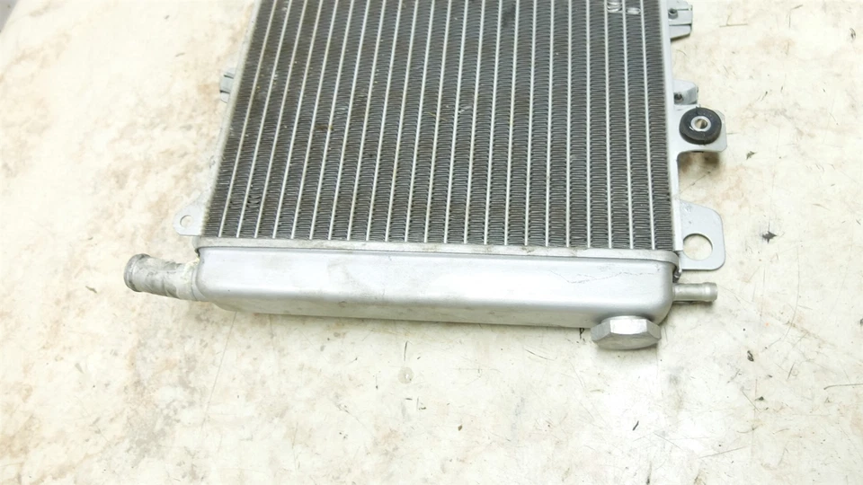 09 Aprilia Scarabeo 500 Scooter radiator - Image 4 of 4