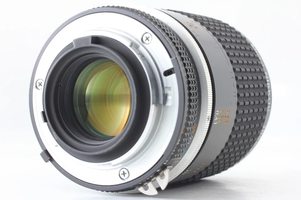 [Near MINT] Nikon Ai-s Micro Nikkor 105mm f/2.8 MF Macro Lens From JAPAN - Image 4 of 4