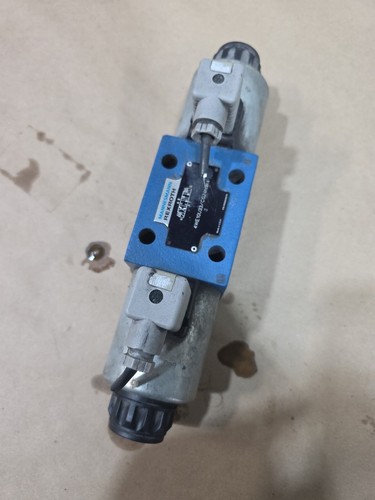 REXROTH Valve 4WE10U33/CG24N9K4 Used