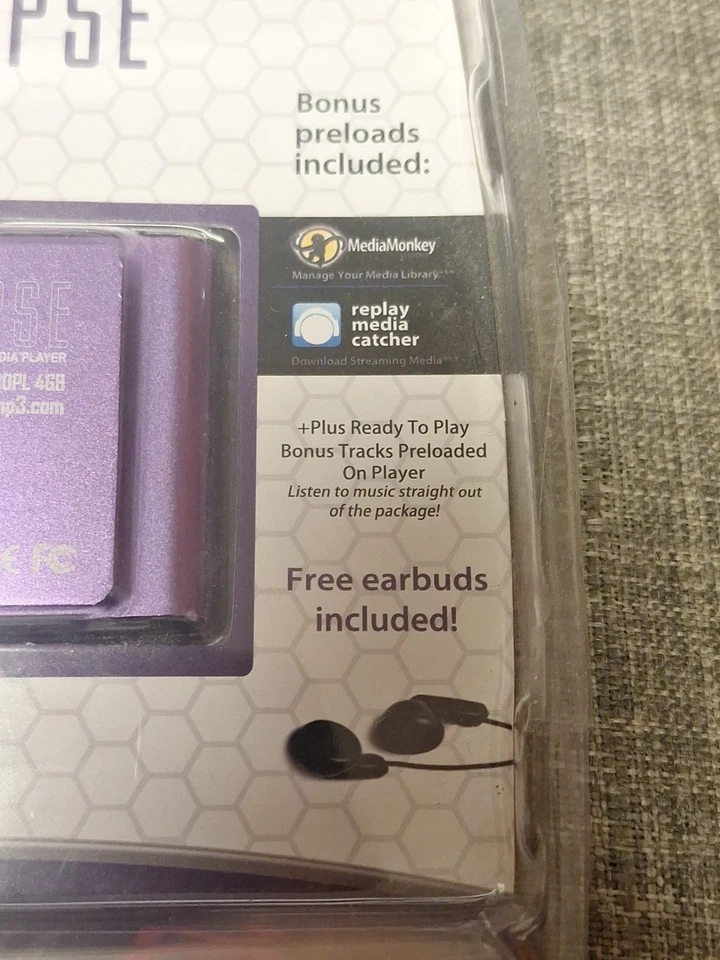 Eclipse T180 Digital Media Player - New & Sealed  .bundle with Free  Earbuds - Image 4 of 4