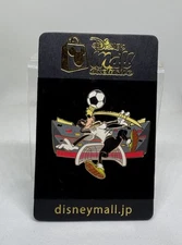 Disney Mall Japan Goofy Soccer Pin LE 100 HTF Rare Football Futbol