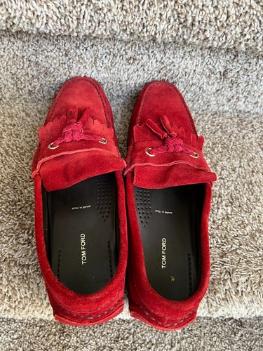 Tom Ford Men's Red Suede Braided Accents Loafers. Size: 8. - Picture 6 of 16