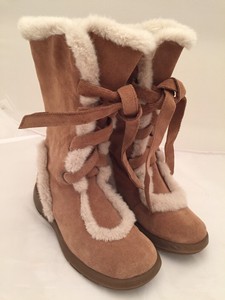 aerosoles lace up boots