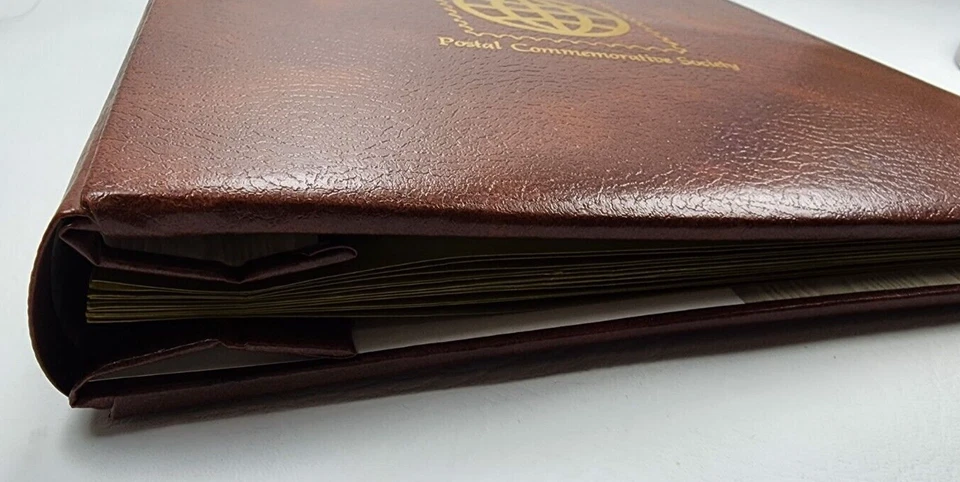 1977 FIRST DAY COVERS FROM AROUND THE WORLD POSTAL COMMEMORATIVE complete origin - Image 2 of 4