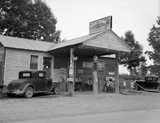 Foto antigua vintage de gasolinera y tienda de campo 1935-1942 reimpresión de 8,5" x 11"